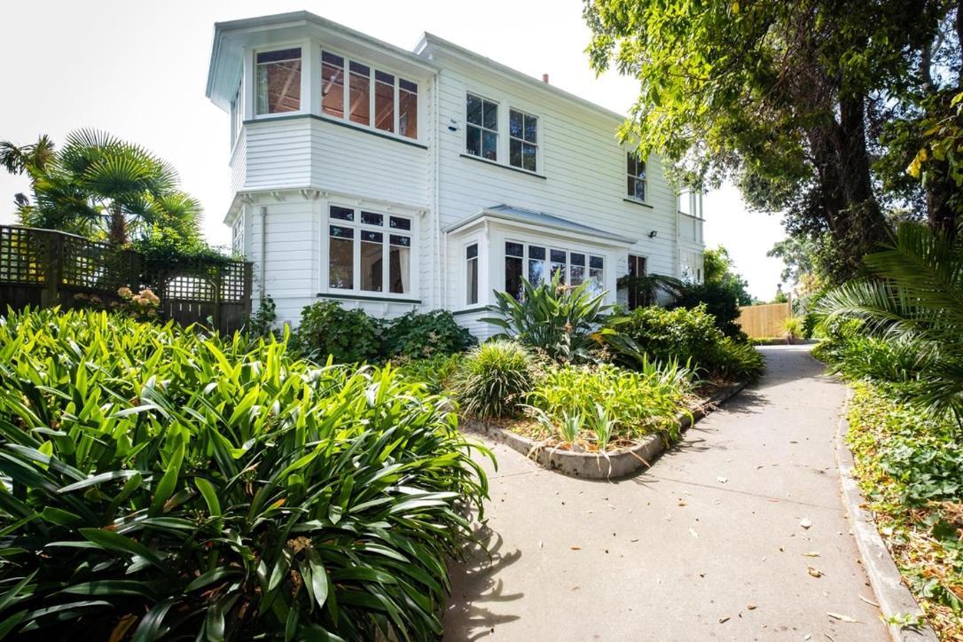 Historic Homestead Napier Exterior photo